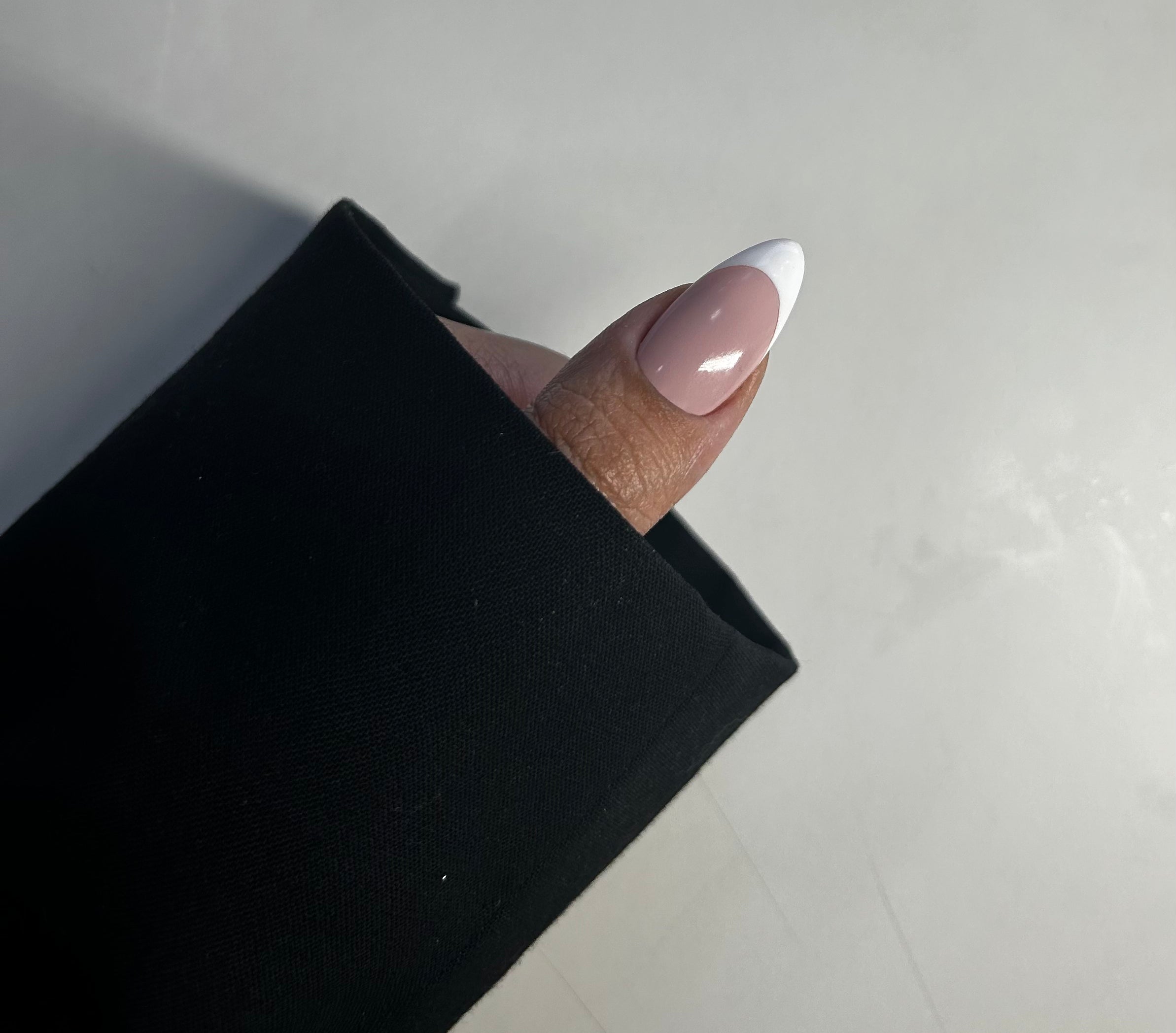 CC Press on Nails - Medium Almond